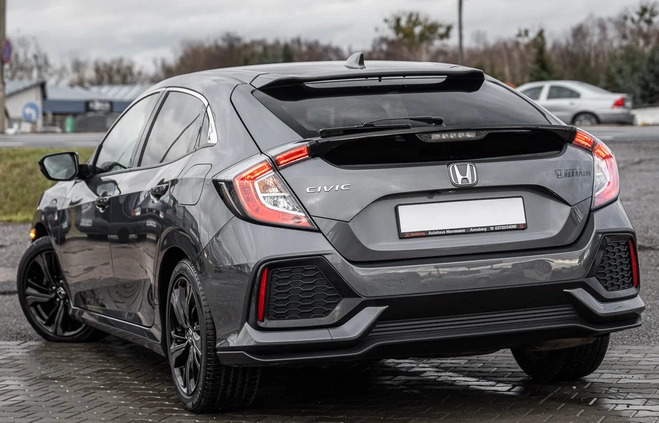 Honda Civic cena 62900 przebieg: 91000, rok produkcji 2018 z Radom małe 407